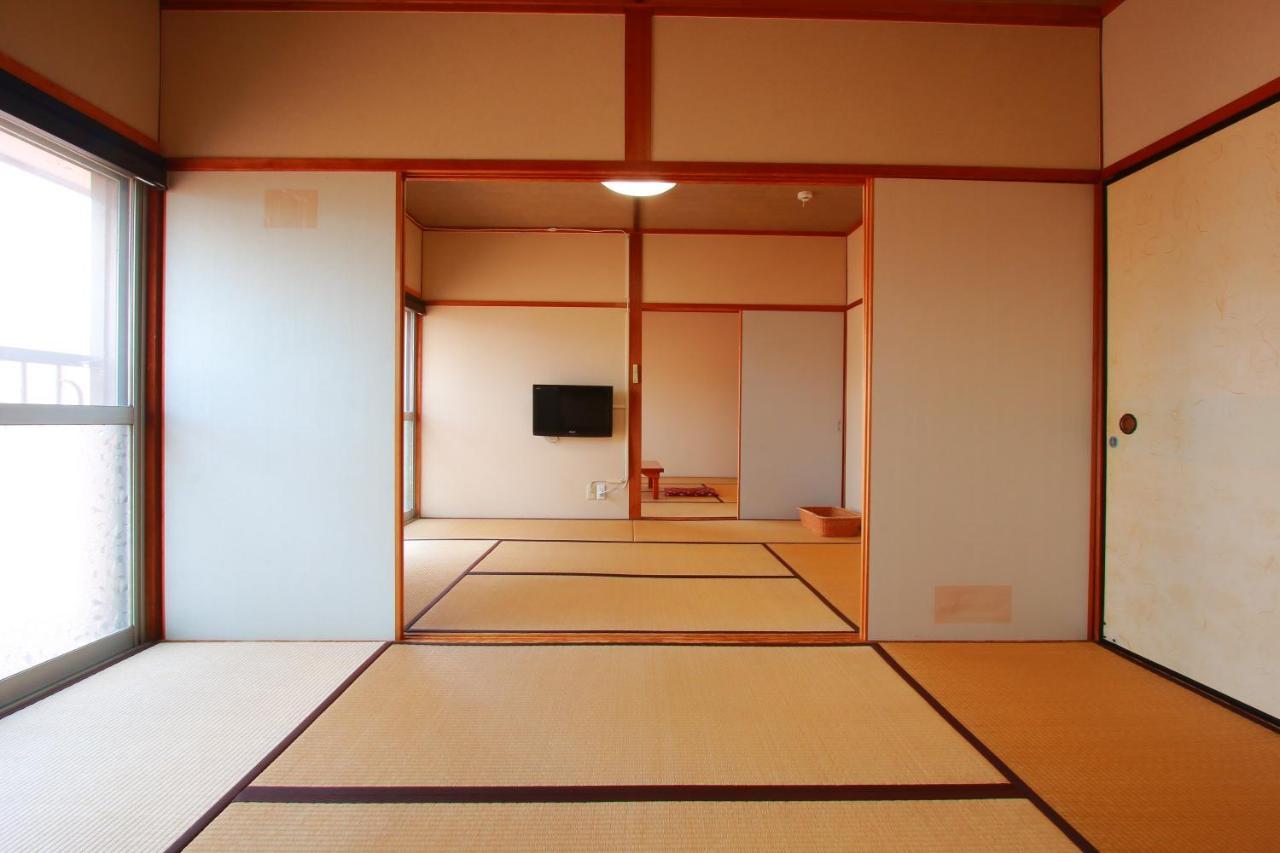 Family Ryokan Kawakyu With Showa Retro, Private Hot Spring Ibuszuki Kültér fotó